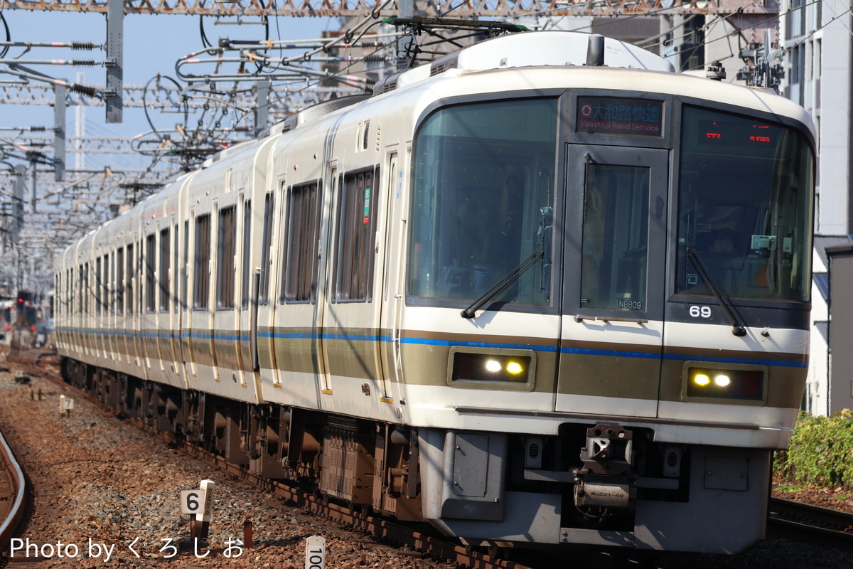 JR西日本 吹田総合車両所奈良支所 221系 NB809編成