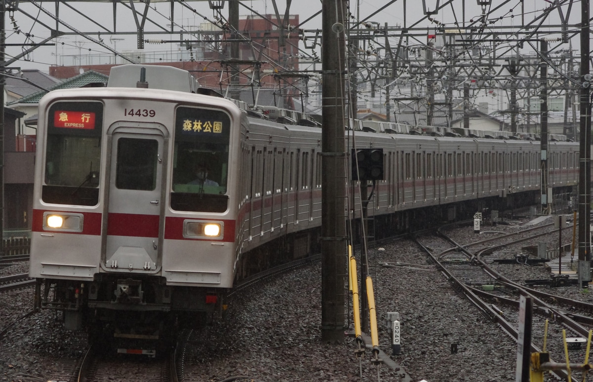東武鉄道 森林公園検修区 10030型 11439F