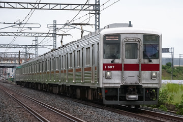 東武鉄道10000系11607fを花崎～鷲宮間で撮影した画像