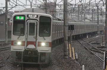 東武鉄道30000系31412Fを坂戸駅で撮影した画像