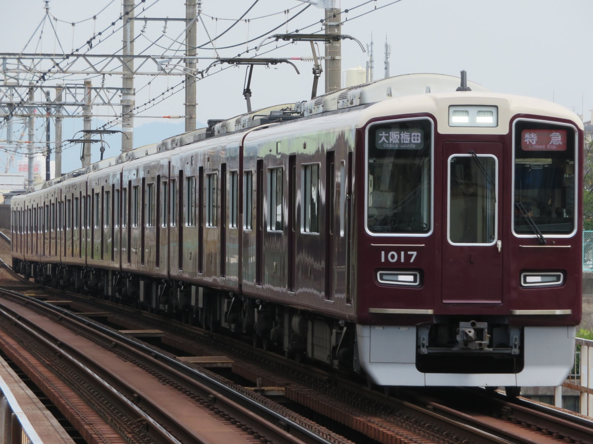 阪急電鉄 西宮車庫 1000系 1017×8R
