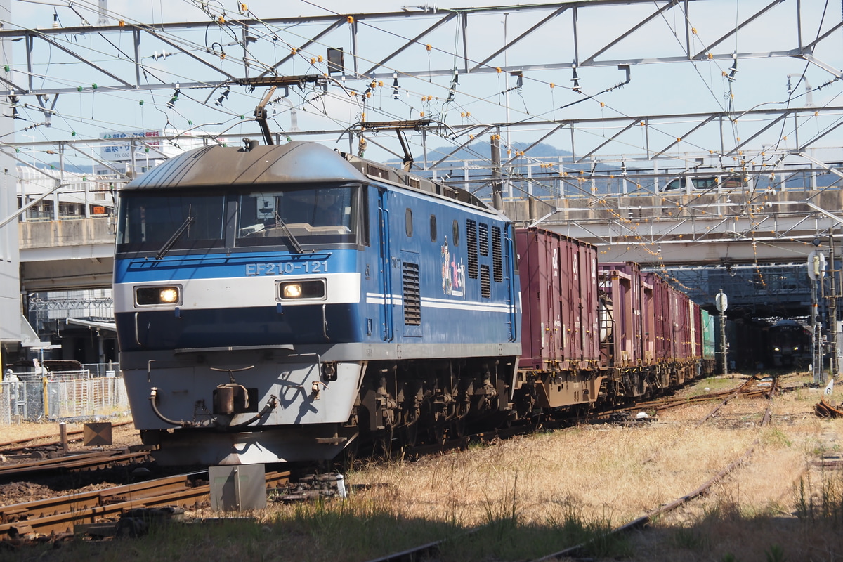 JR貨物 新鶴見機関区 EF210 121