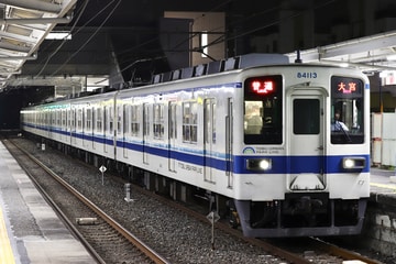 東武鉄道8000系81113Fを初石駅で撮影した画像