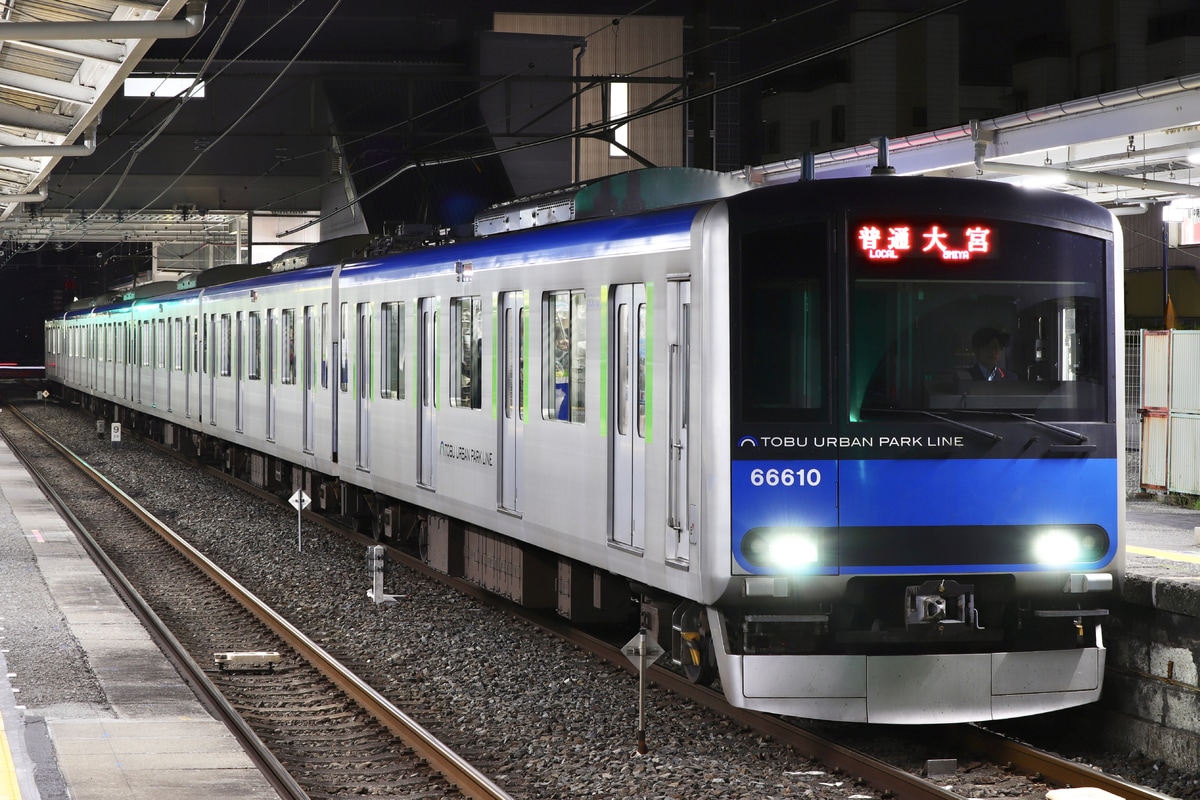 東武鉄道  60000系 61610F