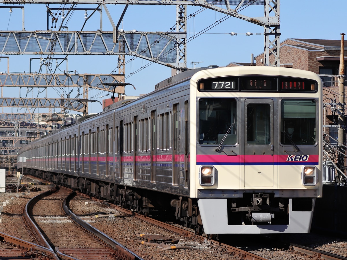 京王電鉄  7000系 7721F