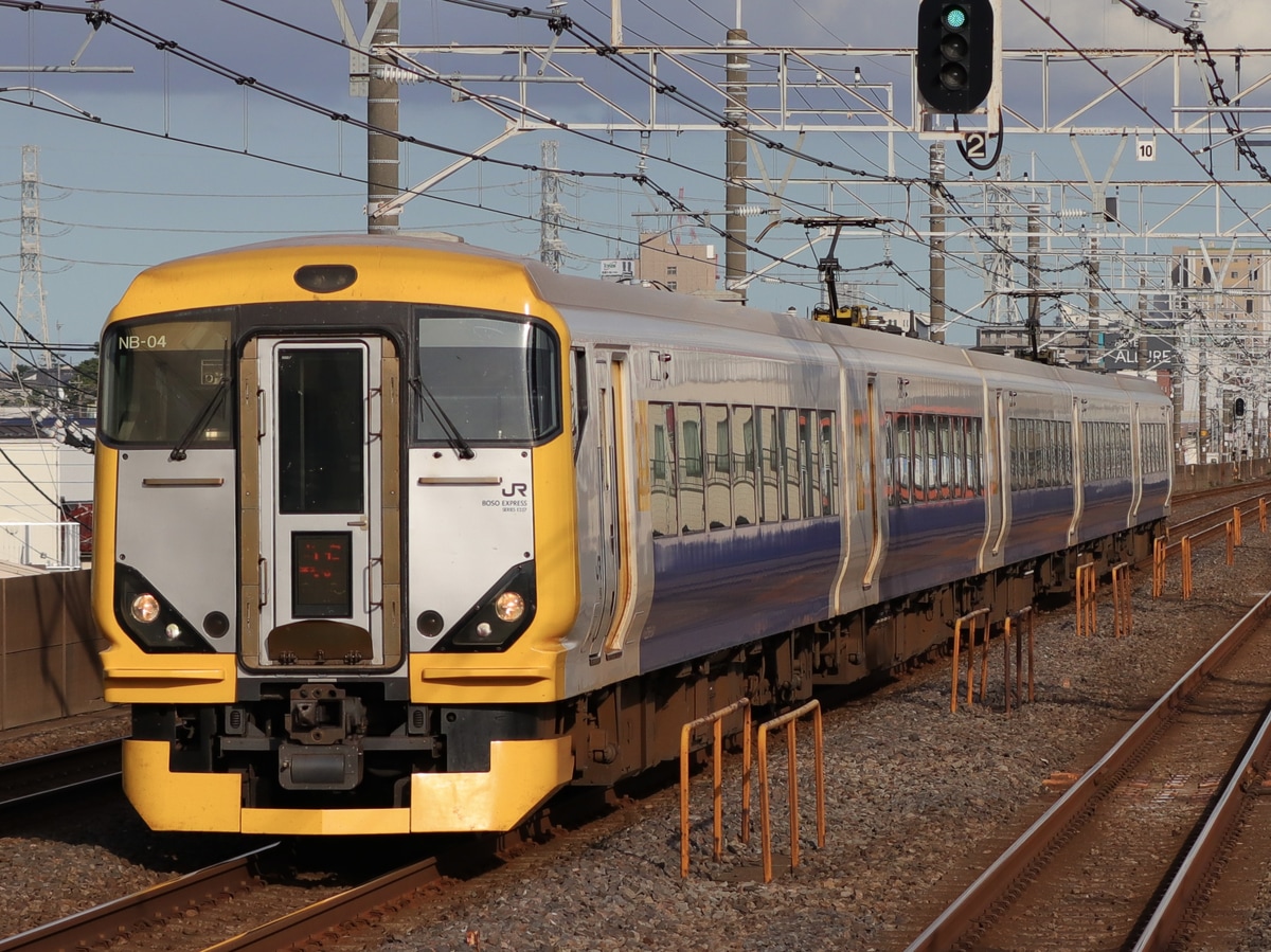 JR東日本  E257系 マリNB-04編成
