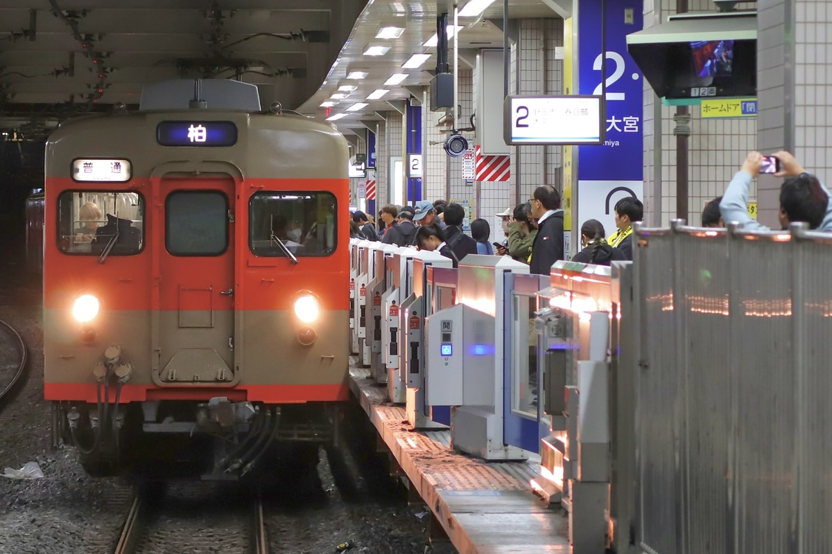 東武鉄道  8000系 8111F