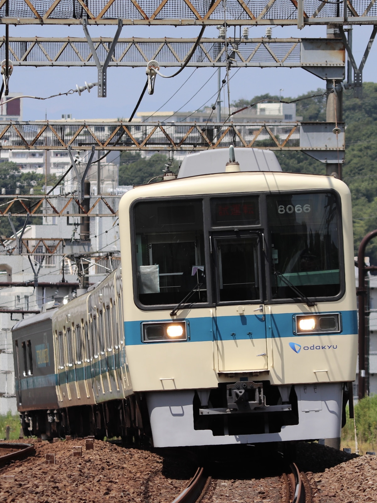 小田急電鉄  8000形 8066F
