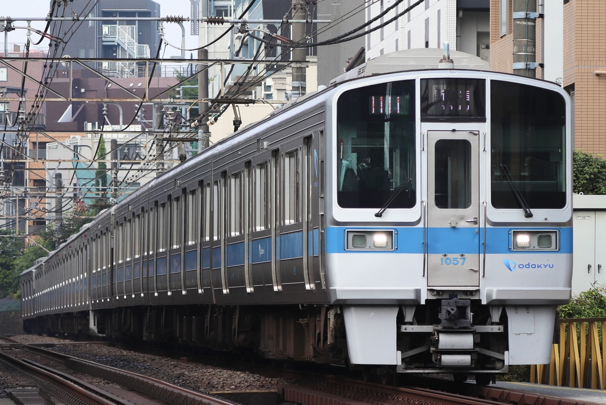 小田急電鉄  1000形 1057F