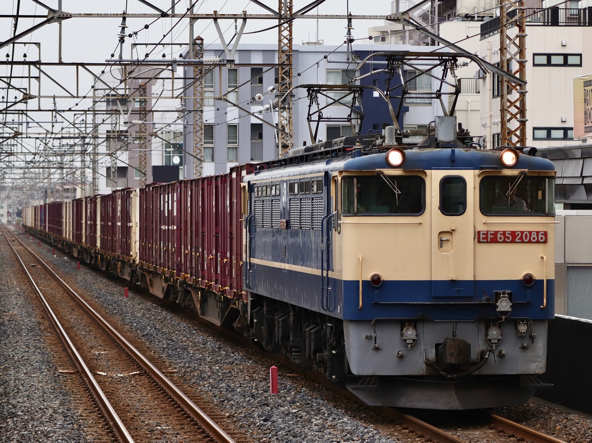 JR東日本  EF65形 2086