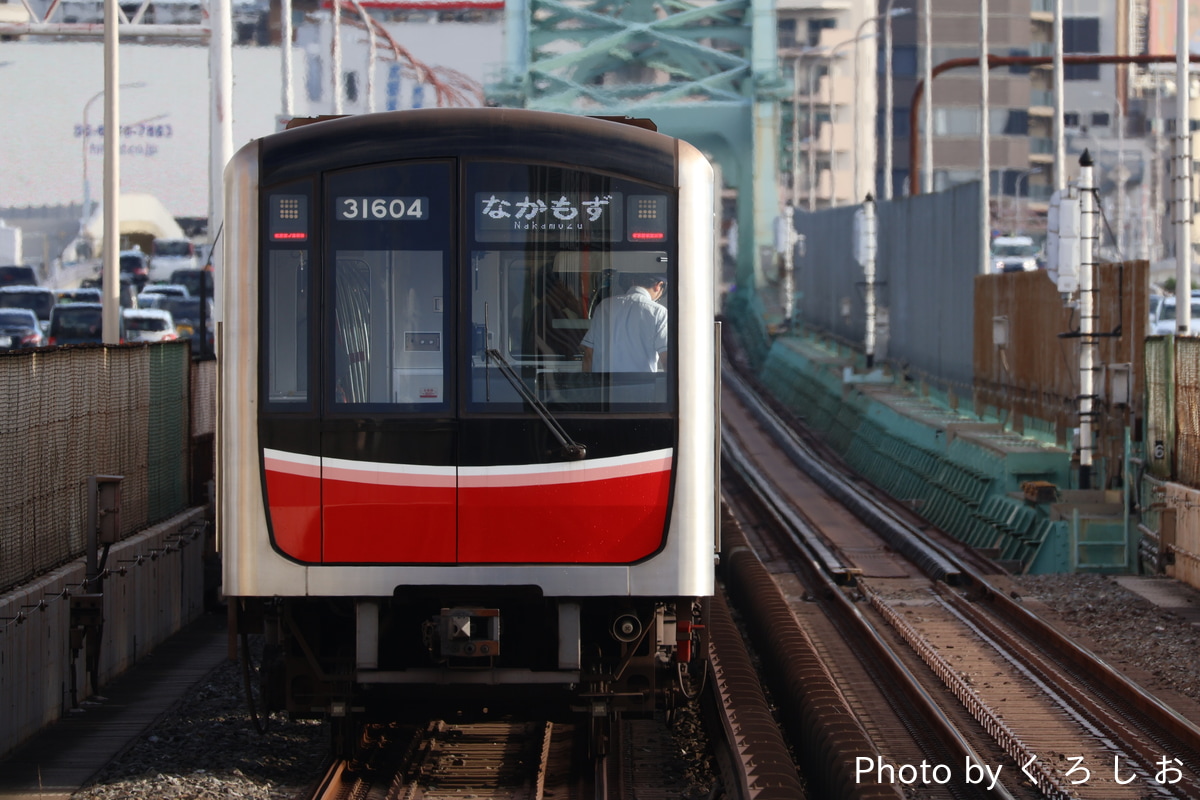 大阪市高速電気軌道 中百舌鳥検車場 30000系 31604F