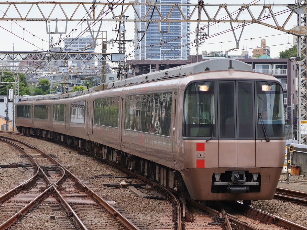 小田急電鉄  30000形 30255F