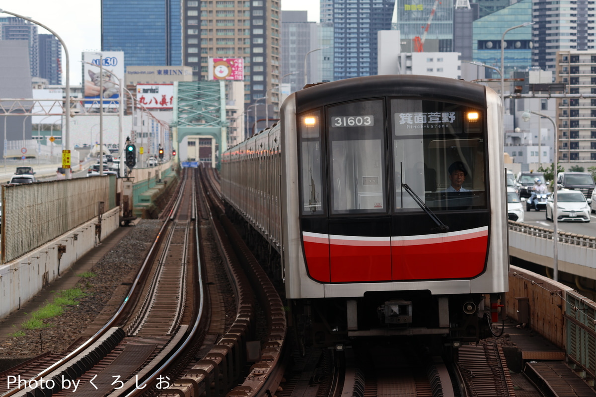 大阪市高速電気軌道 中百舌鳥検車場 30000系 31603F