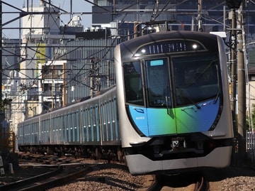西武鉄道40000系40102Fを自由が丘～都立大学間で撮影した画像