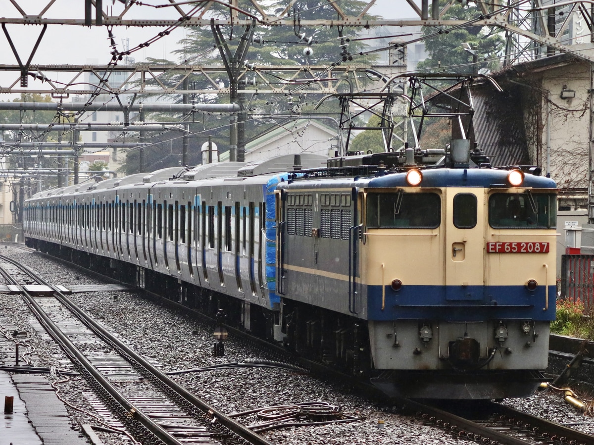 JR東日本  EF65形 2087