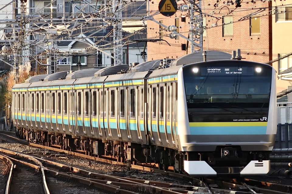 JR東E233系マリC1編成<br class="br-sp" />(C1編成)(マリC1)の写真