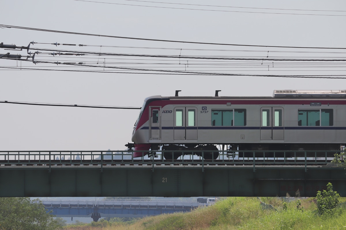 京王電鉄  5000系 5737F