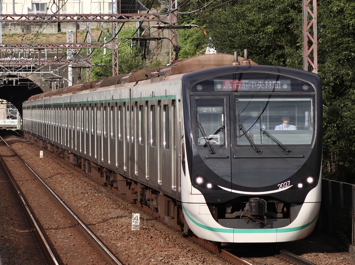 東急電鉄  2020系 2127F