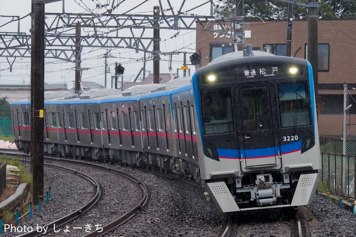 京成電鉄 くぬぎ山車両基地 3200形 3220-3219+3232F
