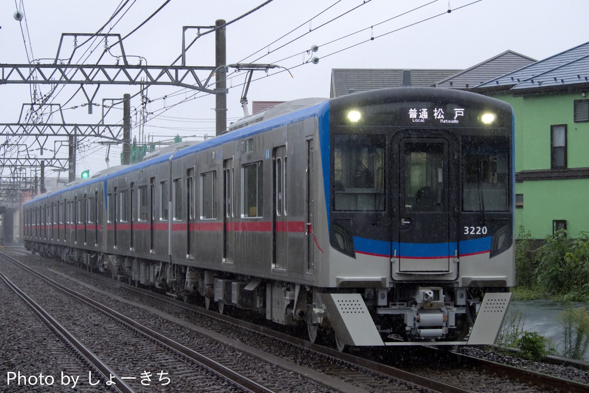 京成電鉄 くぬぎ山車両基地 3200形 3220-3219+3232F