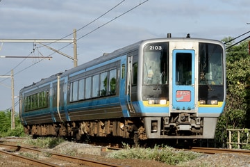 JR四国2000系2103を多度津～讃岐塩屋間で撮影した画像