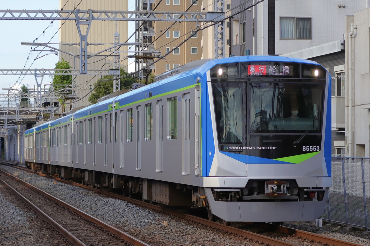 東武鉄道  80000系80050型 81553F