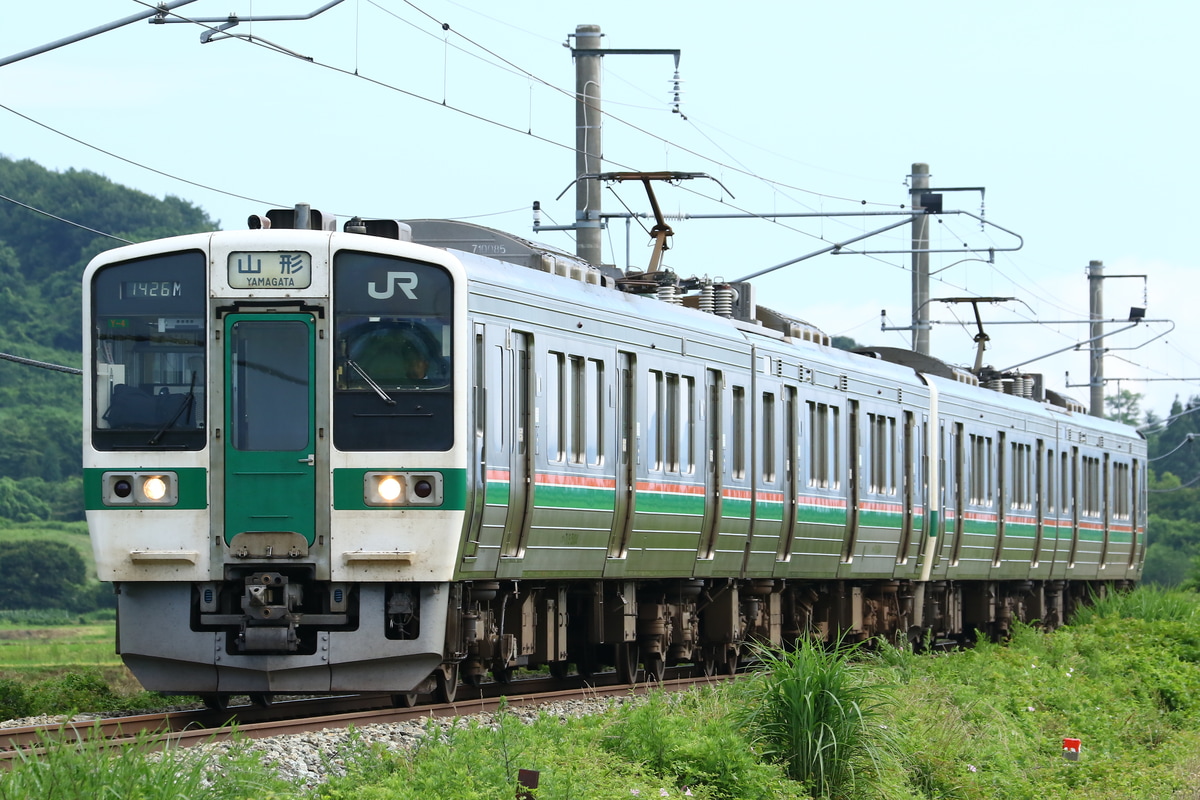 JR東日本 山形新幹線車両センター 719系 Y-4編成