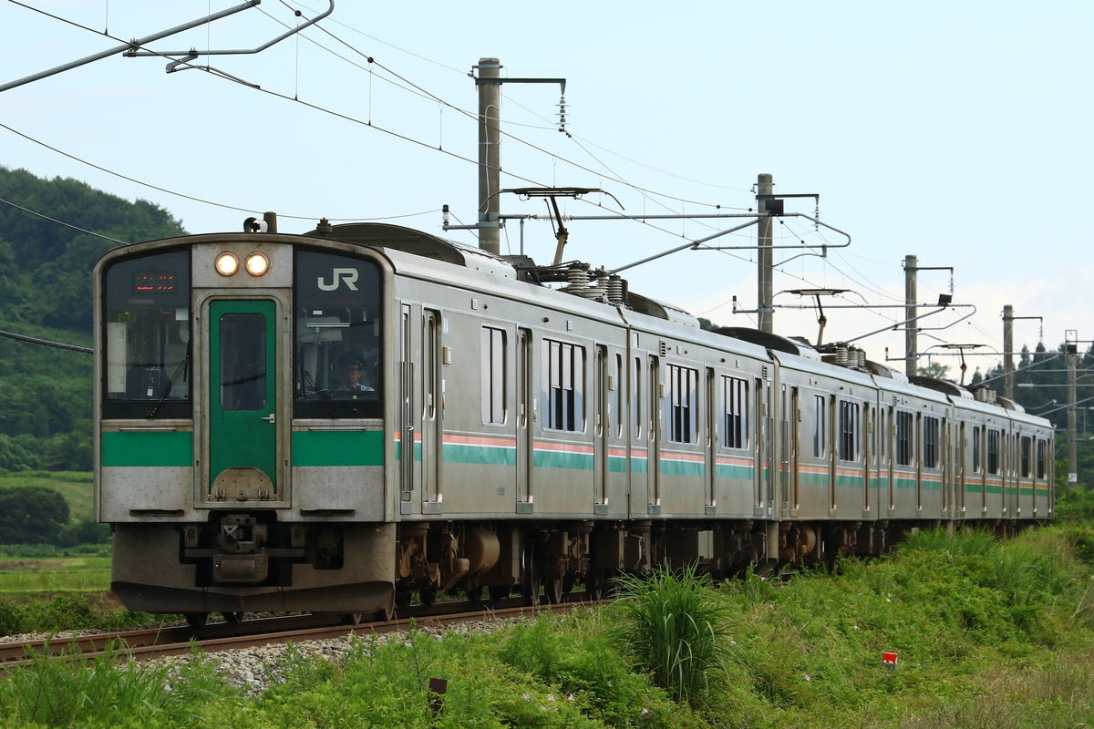 JR東日本 山形新幹線車両センター 701系 Z-7編成