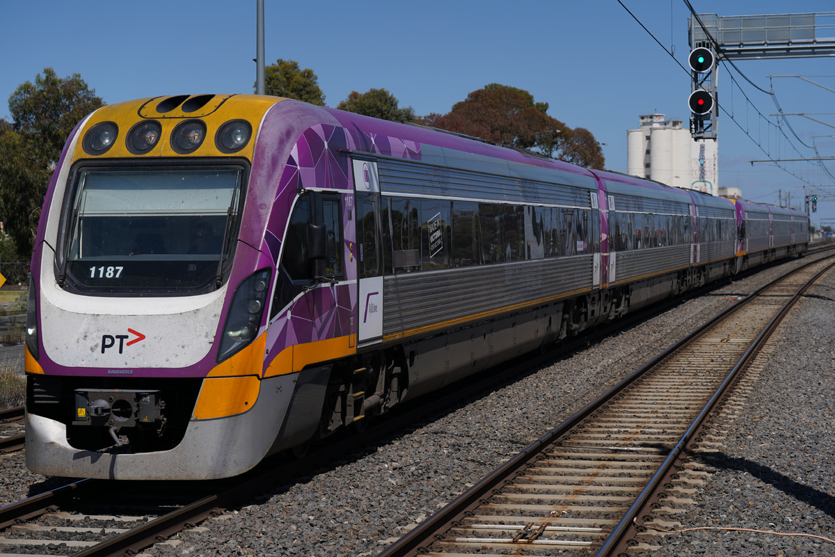 V/line  VLocity 1187