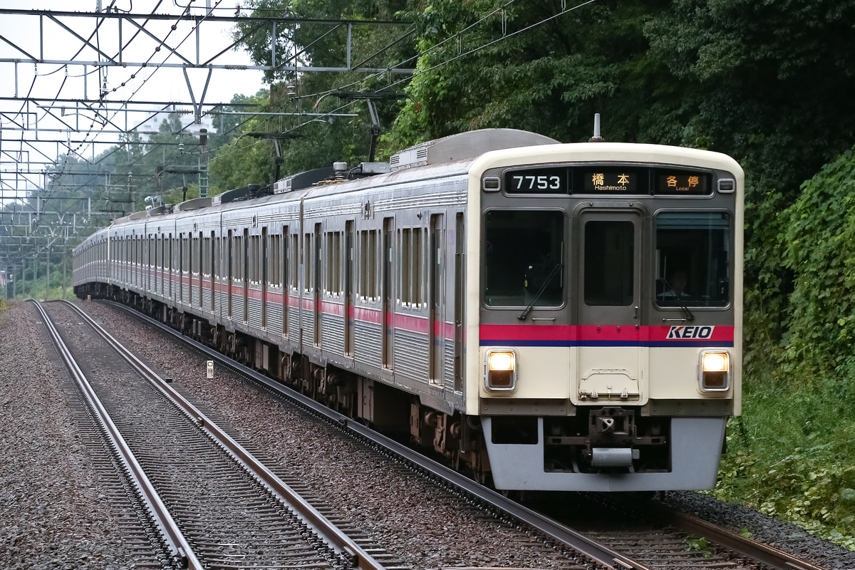 京王電鉄 若葉台検車区 7000系 7703f