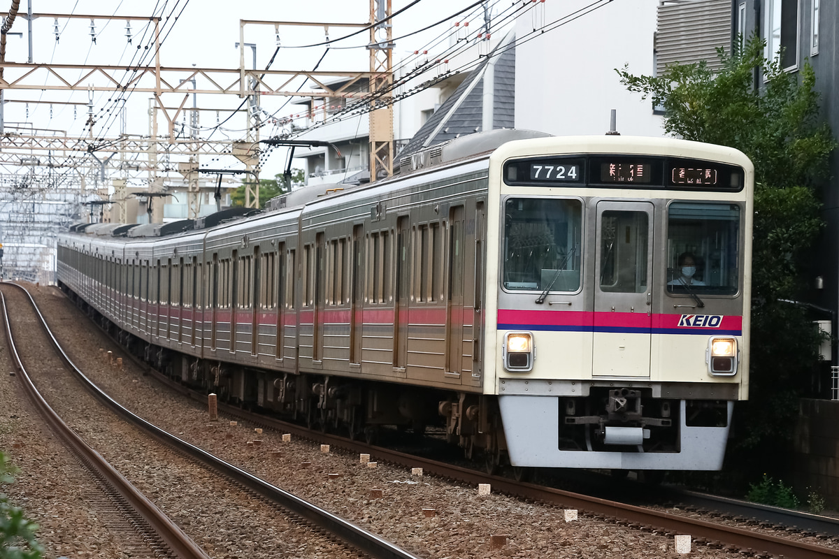 京王電鉄 若葉台検車区 7000系 7724f