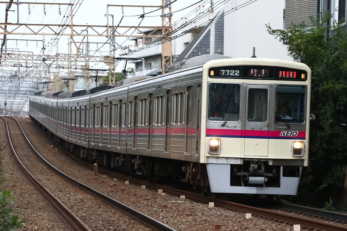 京王電鉄 若葉台検車区 7000系 7722f