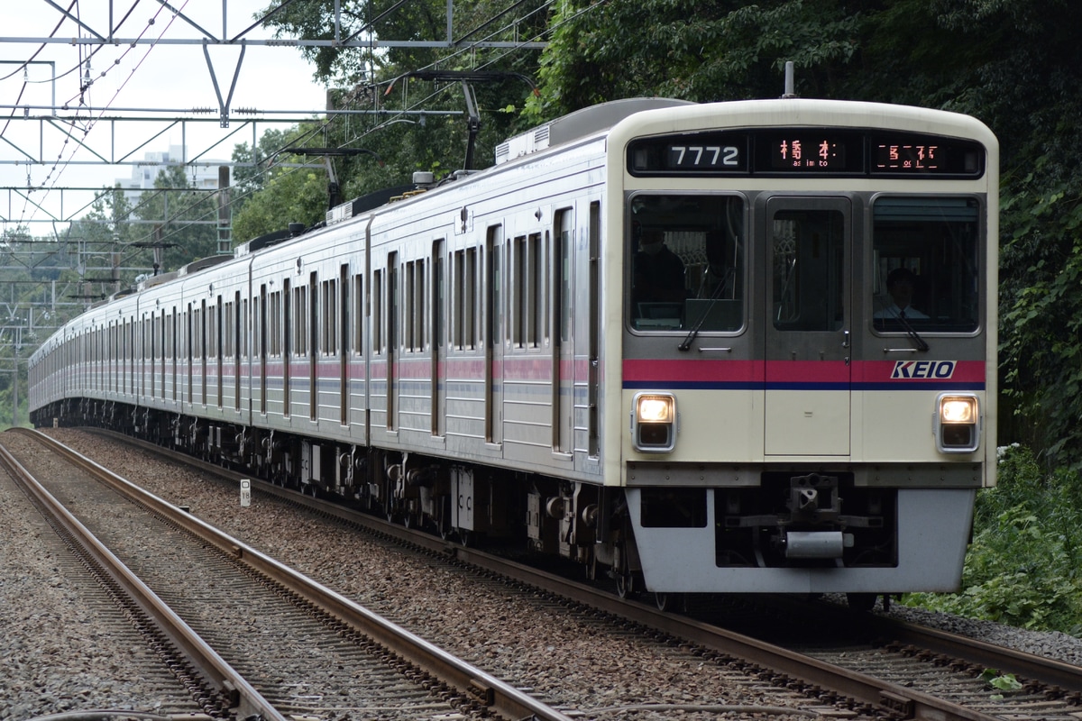 京王電鉄 若葉台検車区 7000系 7722F