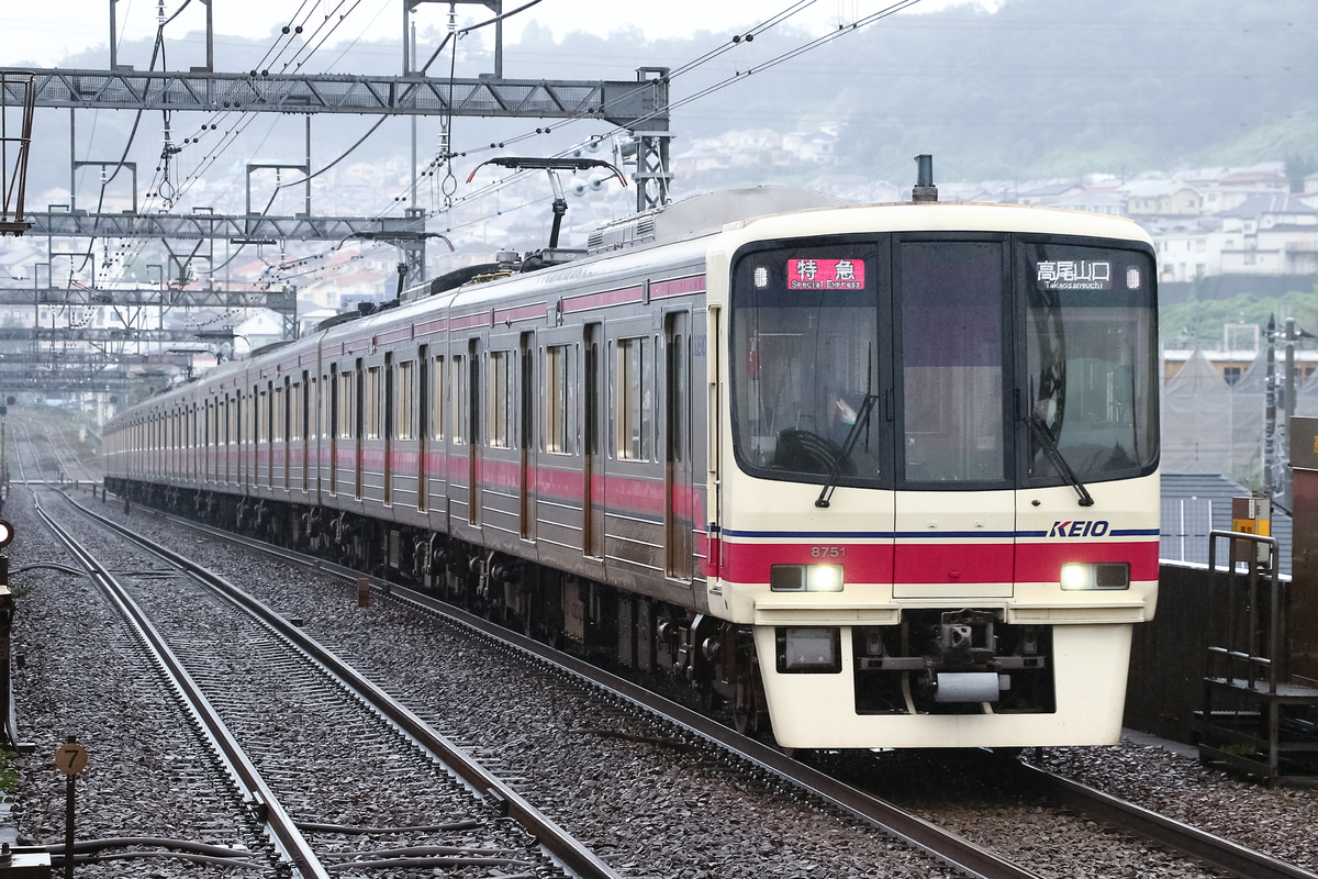 京王電鉄 若葉台検車区 8000系 8701f