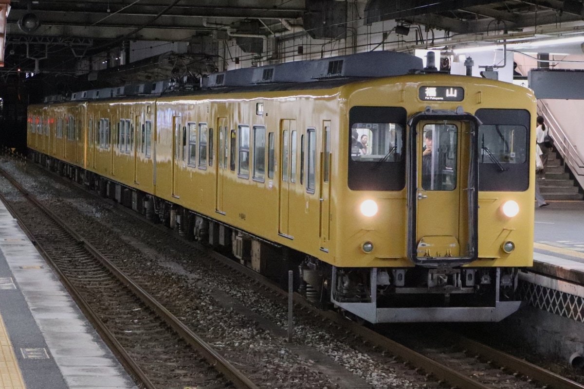 JR西日本  105系 F-02編成