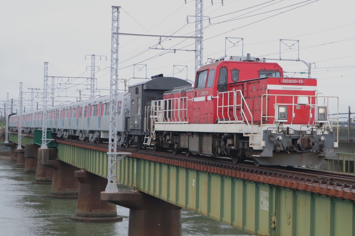 JR貨物  DD200 13