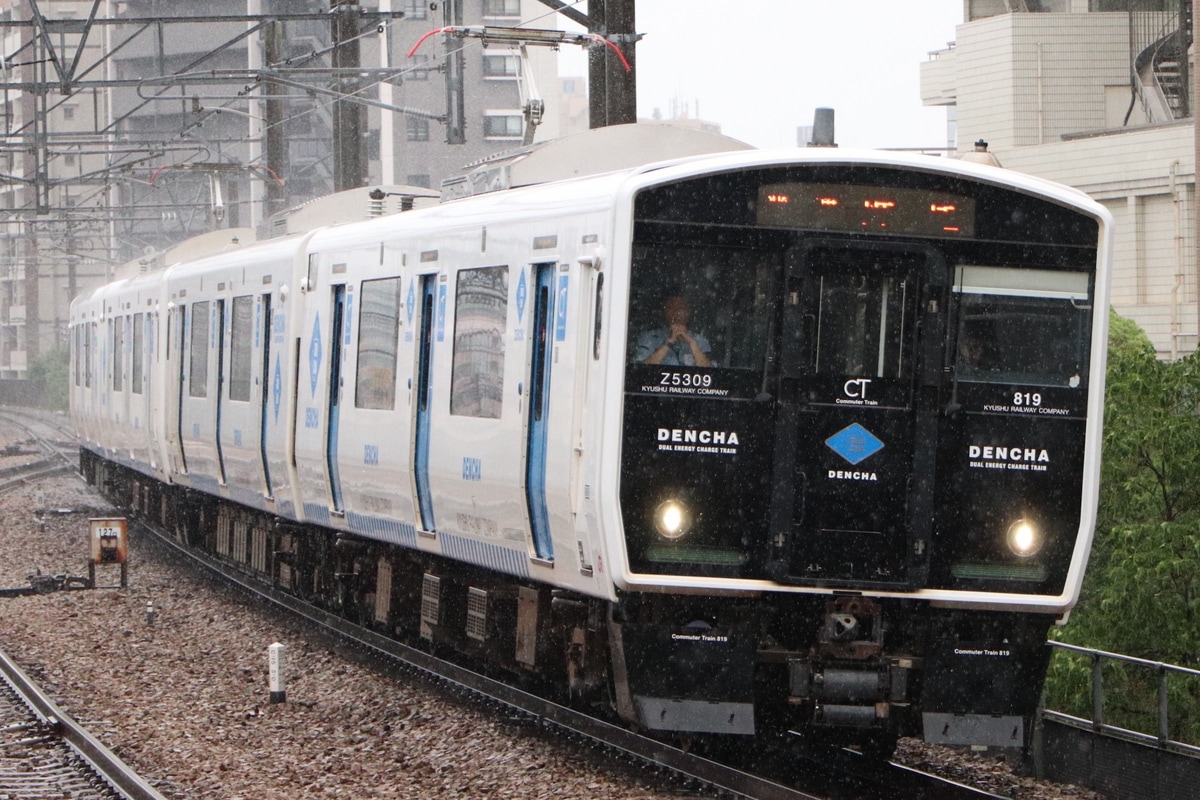 JR九州  BEC819系 ZG5106編成