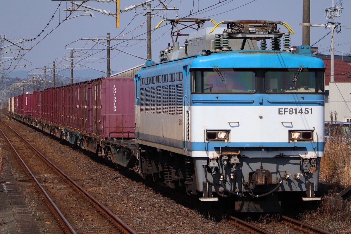 JR貨物  EF81 451