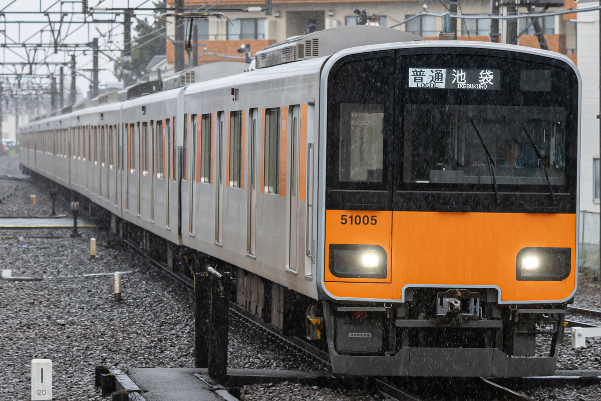 東武鉄道  50000系 51005F