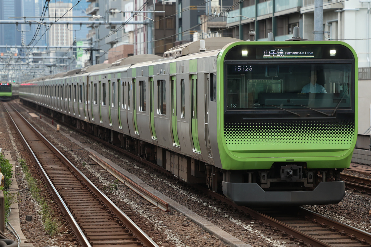 JR東日本 東京総合車両センター本区 E235系 トウ13編成