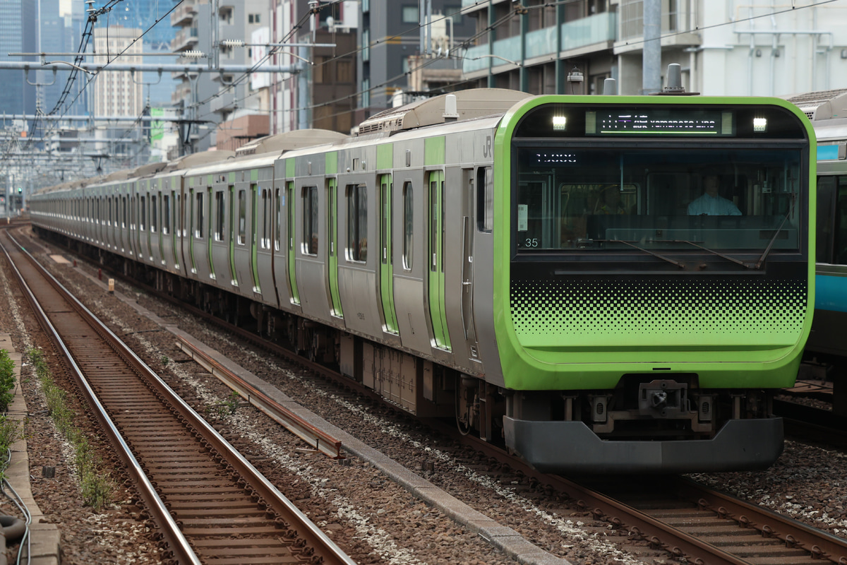 JR東日本 東京総合車両センター本区 E235系 トウ35編成