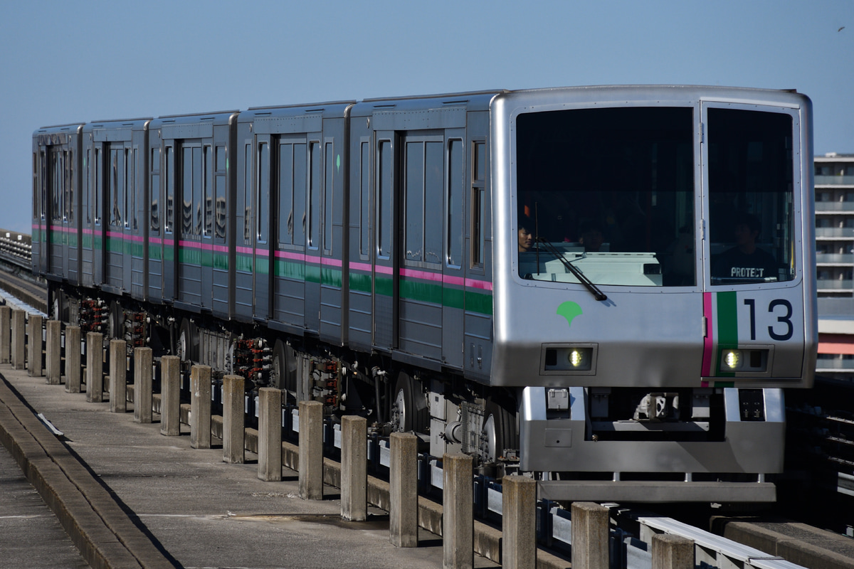 東京都交通局 舎人車両基地 300形 313F