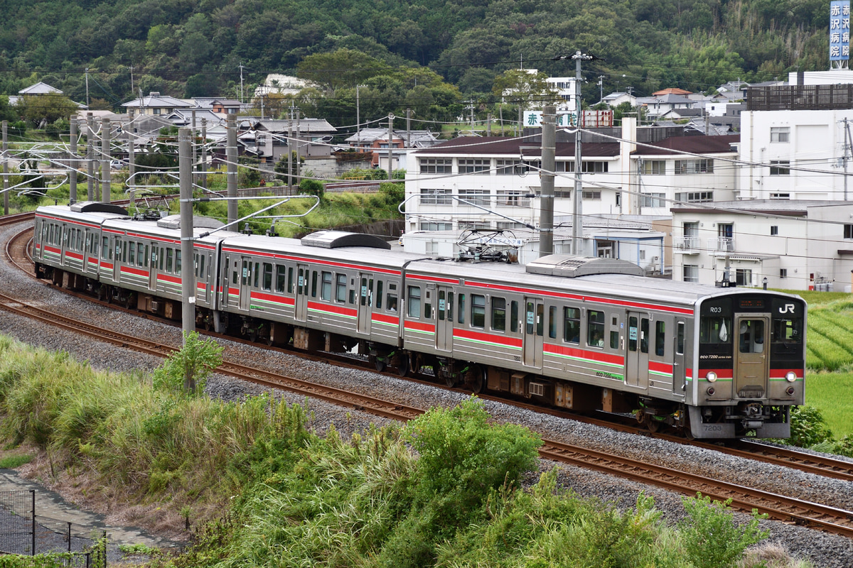 JR四国 高松運転所 7200系 R03編成