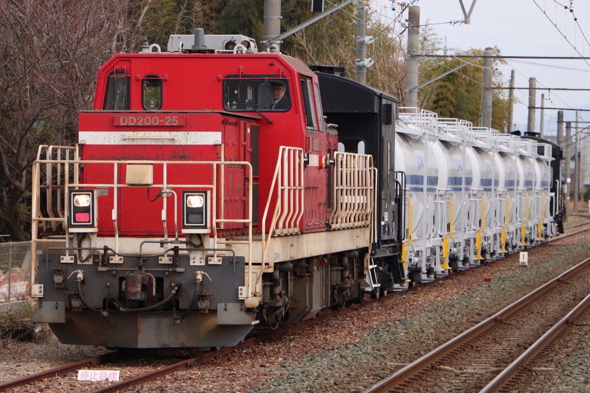 JR貨物  DD200 25