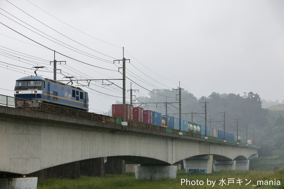 JR貨物 吹田機関区 EF210 328