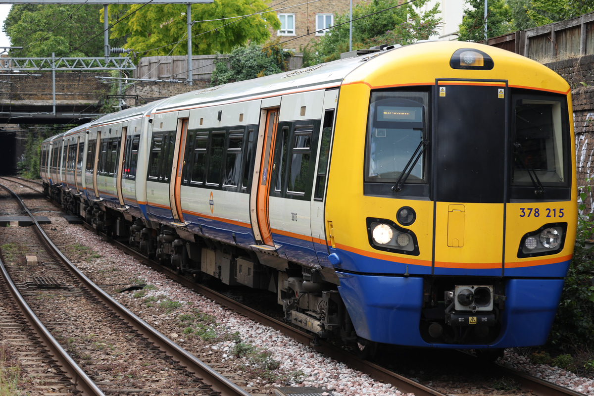 Overground  Class 378 215