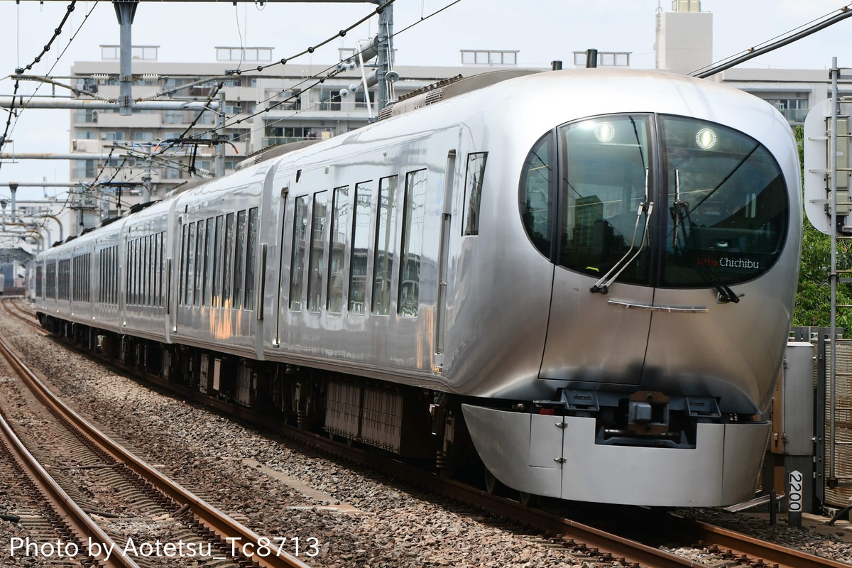 西武鉄道  001系 