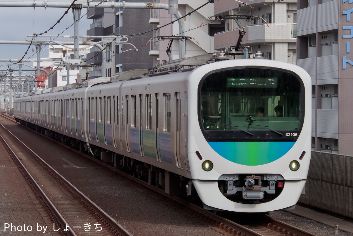 西武鉄道 池袋線車両所小手指車両基地 30000系 32106F