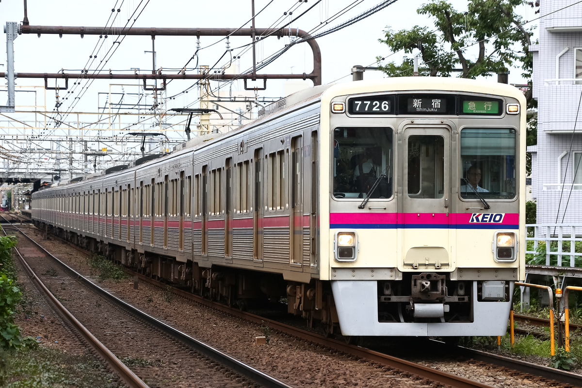 京王電鉄 若葉台検車区 7000系 7726f