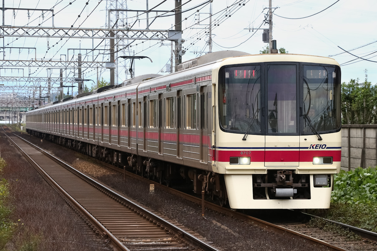 京王電鉄 若葉台検車区 8000系 8707f